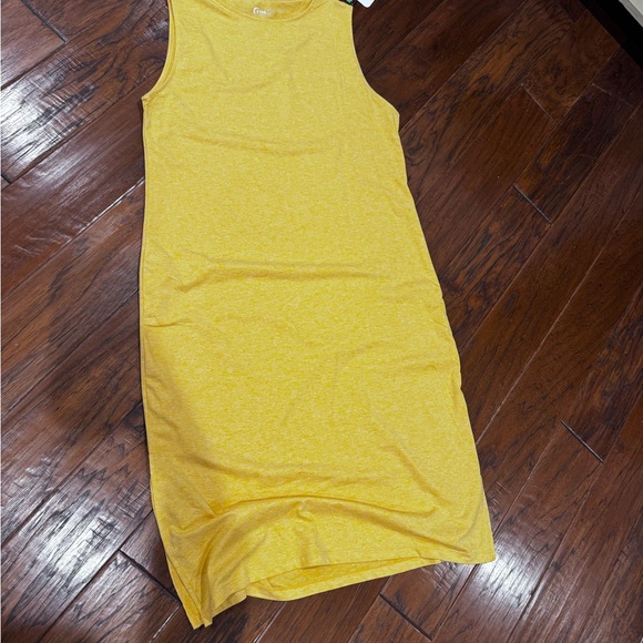 Zyia Downtime Dress - Picture 4 of 8